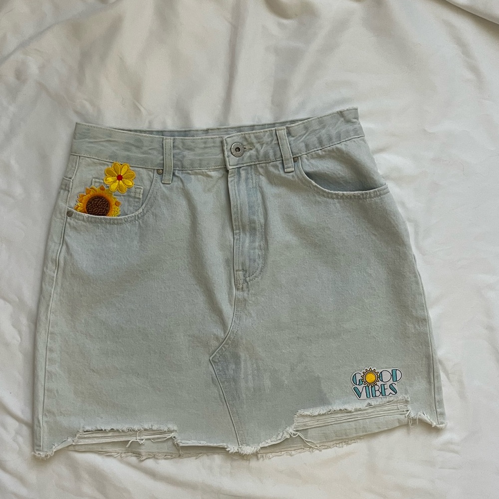 Upcycled Denim Mini Skirt - Cotton On - Remade - Flower Patches & Good Vibes